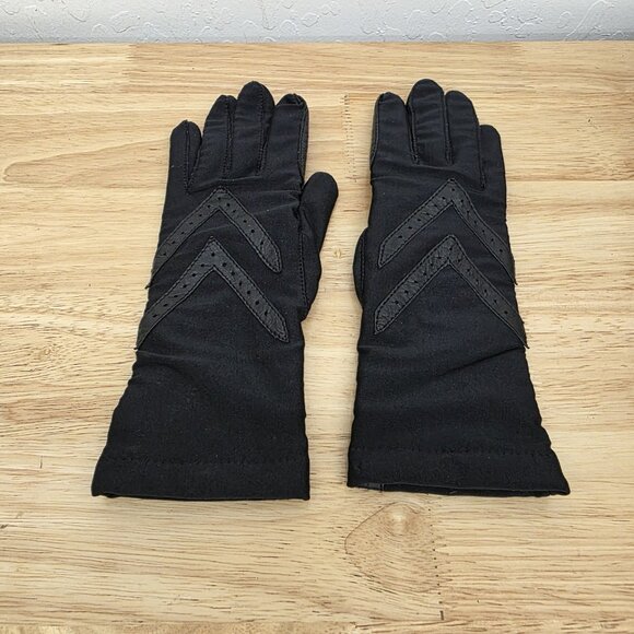 Isotoner Women's Spandex Gloves Black One Size Vintage Made In Phillipines - Picture 4 of 6